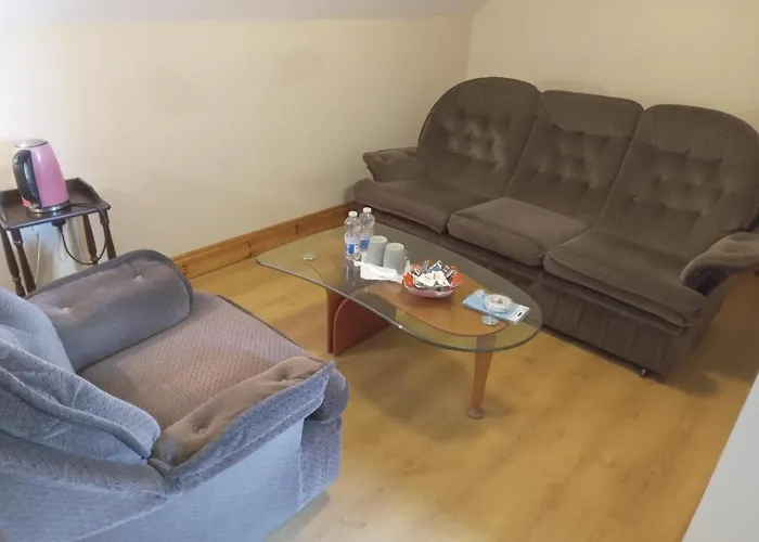 בית אירוח Ballytigue House